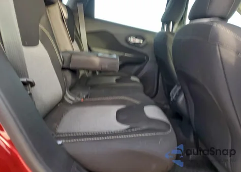 2014 Jeep Cherokee Sport z USA, uszkodzony, nr VIN 1C4PJLAB5EW212488